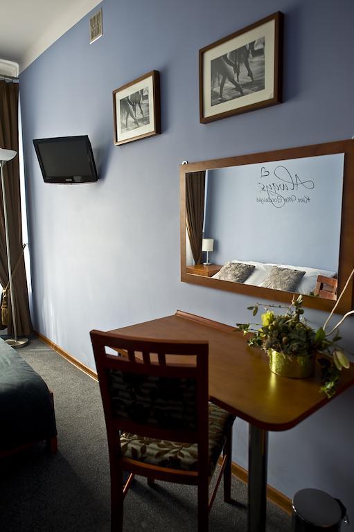 Hotel Korona Łuków Pokoj fotografie
